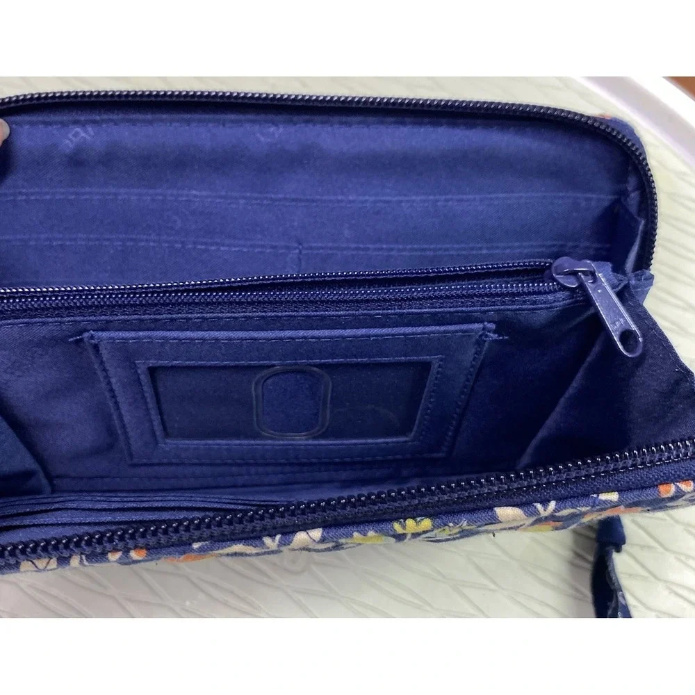 Vera Bradley Womens Quilted Blue Wallet‎ Clutch Zip-around